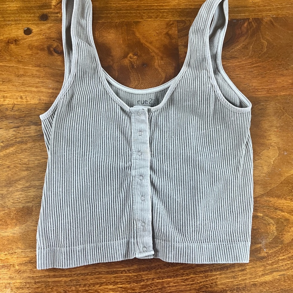 RUE 21 Light brown tank top with buttons. SUPER flattering and easy to style.